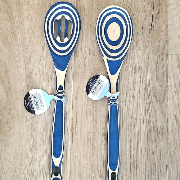 NWT Island Bamboo PAKKA WOOD 2 pc durable serving set - Picture 1 of 6